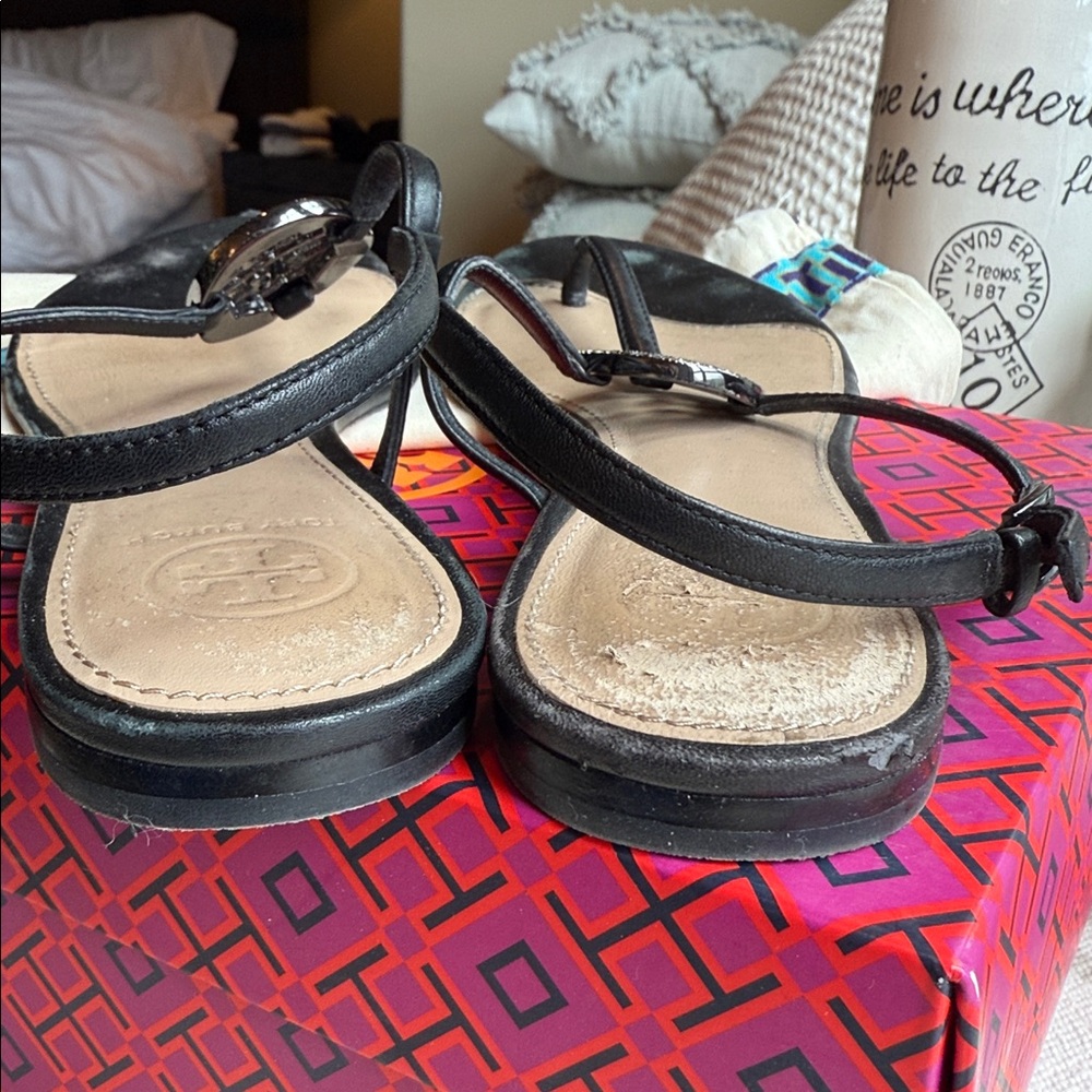 Tory Burch Liana Flat Sandal 🖤 - Picture 6 of 12